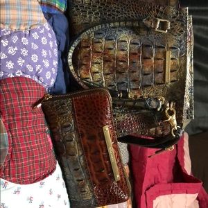 Authentic Brahmin Purse with matching wallet!